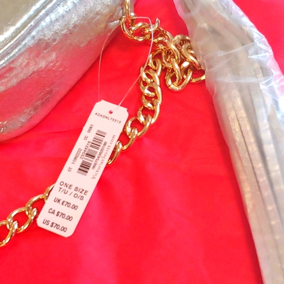 Victoria Secret purse silver - Picture 3 of 4